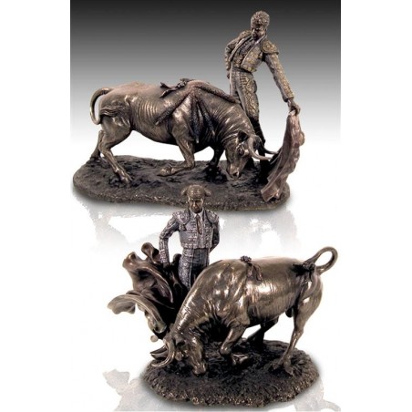 Figurines de toreros au travail Figurines d'animaux Collection classique