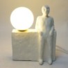 Lampe de table bohème figure humaine décoration porcelaine blanche 19,5 cm