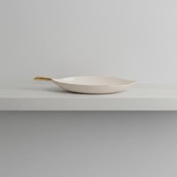 Petit plateau décoratif en forme de feuille pour centre de table, accessoire moderne, design élégant pour la maison