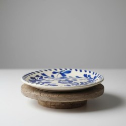 Assiette à dessert élégante en céramique pour la décoration de table, idéale pour les desserts, design moderne et polyvalent.