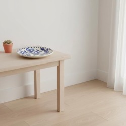 Assiette à dessert élégante en céramique pour la décoration de table, idéale pour les desserts, design moderne et polyvalent.