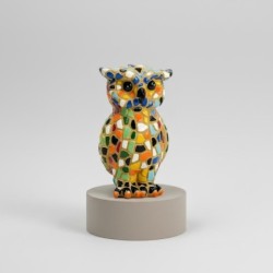 Figurine de hibou en résine, design multicolore, idéale pour la décoration intérieure, cadeau original et élégant.