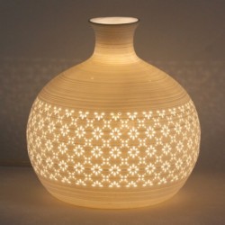 Lampe en porcelaine de Bohême blanche 19,5 cm x 19,5 cm x 19,5 cm