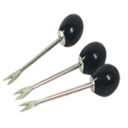 Les brochettes comprennent 3 unités d'ustensiles de cuisine