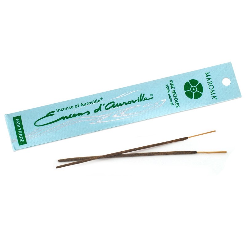 Le cadeau d'encens de pin complète la collection Natura India